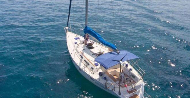 La Maddalena: Daily Sailing Excursion With Lunch - Onboard Experience