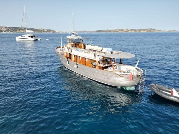 La Maddalena: Motor Yacht Tour La Maddalena Islands From Palau - Tips for Your Trip