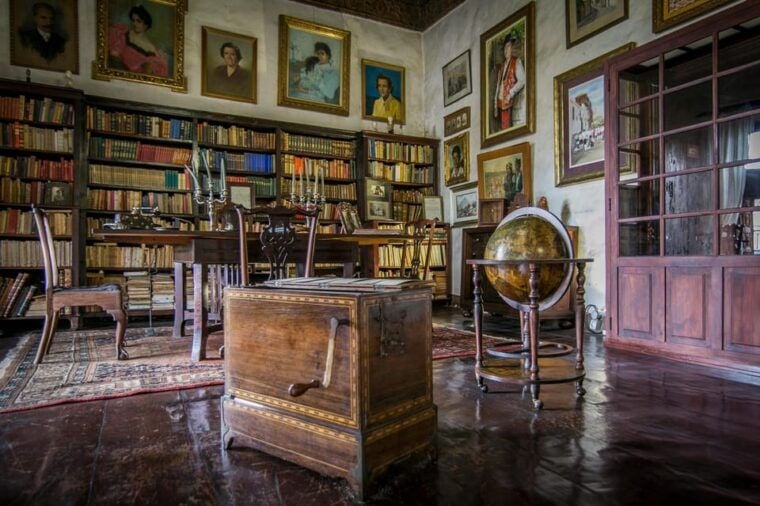La Orotava: House of Balconies & Hoyo Gofio Mill - Visitor Amenities and Accessibility