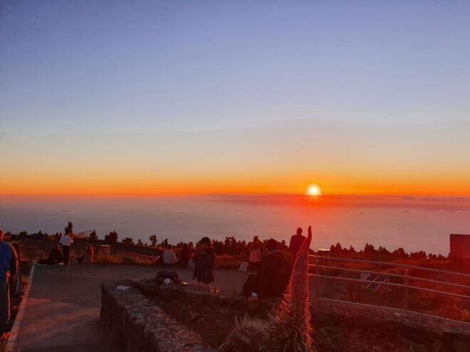 La Palma: Stargazing Tour With Wine and Hotel Transfer - Common Questions