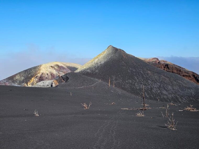 La Palma: Tour to the New Tajogaite Volcano 360º. - Discovering the Modified Landscape