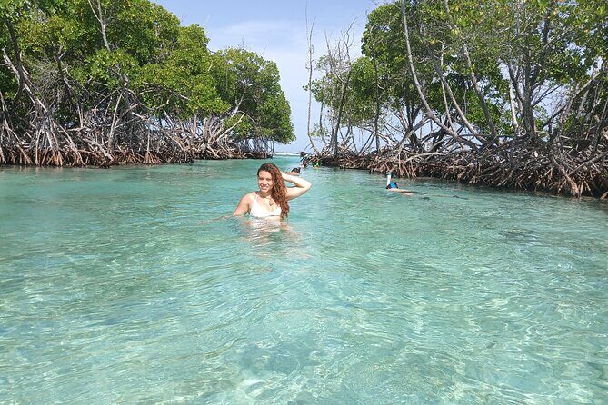 La Parguera Boat Charter with Captain: Kayak & Snorkel - Discovering La Parguera: A Detailed Look at the Kayak & Snorkel Boat Tour