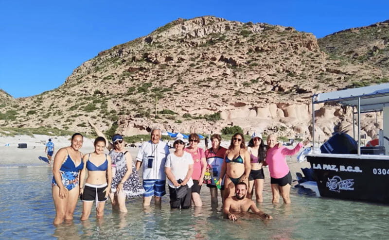 La Paz: Boat ride to Espiritu Santo island and sloop - Frequently Asked Questions