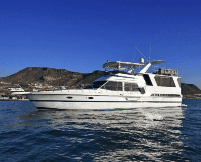La Paz: Deluxe Yacht Adventure With Paddleboarding - Included Refreshments