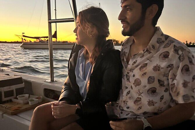 La Paz Mexico Sunset Cruise with Local Guides : small group - An In-Depth Look at the Sunset Cruise Experience