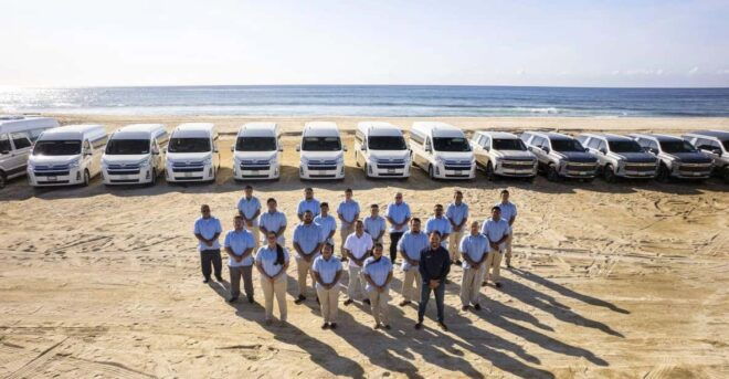 La Paz: Premium Airport Transfer - Personalized Experience