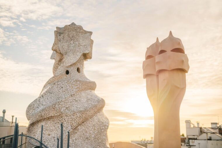 La Pedrera Premium: Exclusive Tour With Cava & Stunning View - Panoramic Views From the Iconic Rooftop Terrace