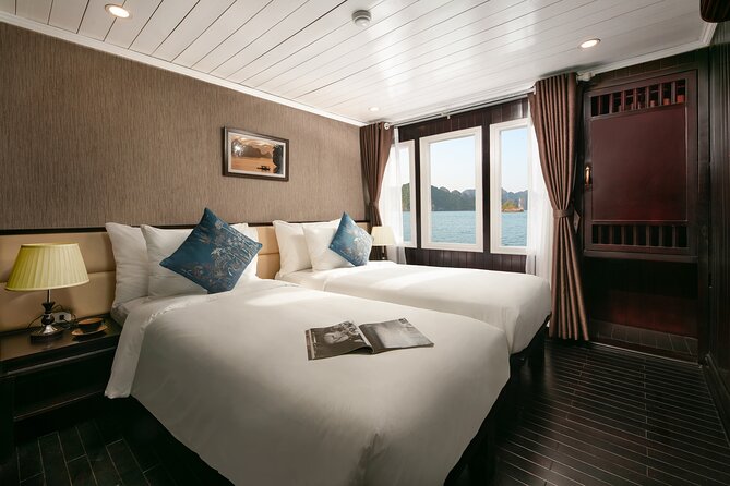 La Regina Classic Cruise, Stunning Bai Tu Long Bay 2 Day 1 Night - Sightseeing and Activities