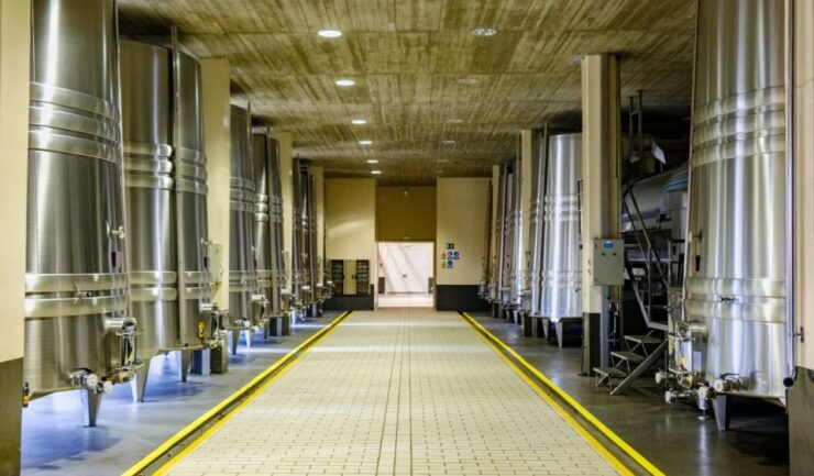 La Rioja: Private Tour to 3 Wineries With Tastings - Tour Details