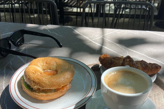 La Roca Village: Private Round-Trip Transfer - Directions