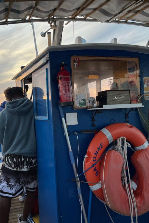 La Rochelle - 2-Hour Chilled Cruise for Friends - Key Points