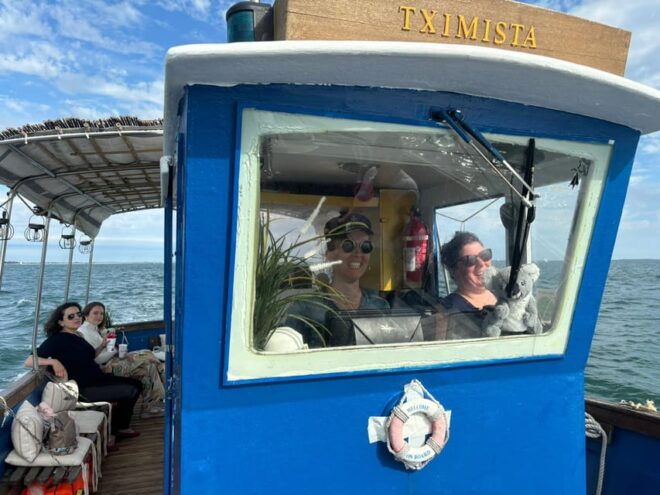 La Rochelle - 2-Hour Chilled Cruise for Friends - Highlights of the Journey