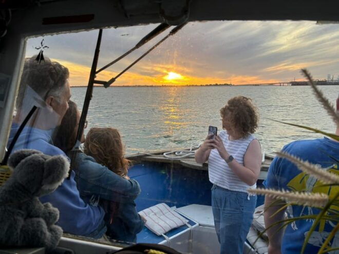 La Rochelle - 2-Hour Chilled Cruise for Friends - Important Booking Information