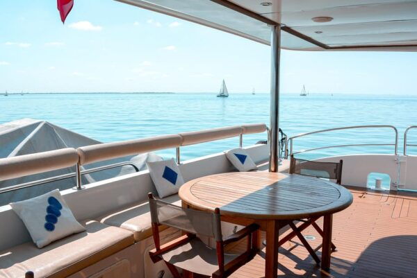La Rochelle: Catamaran Experience (2h00) - Questions You May Have