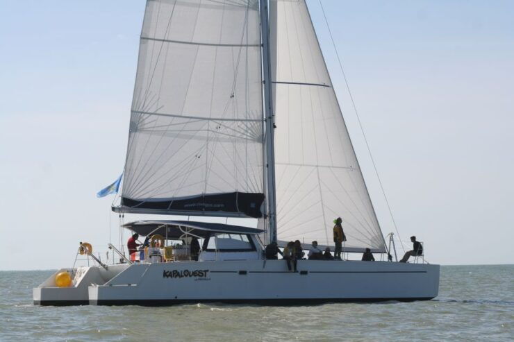 La Rochelle: Coastline Sailing Cruise - Experience