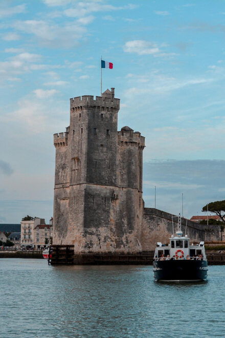 La Rochelle: Fort Boyard at Sunset (2h00) - Historical Significance of Fort Boyard