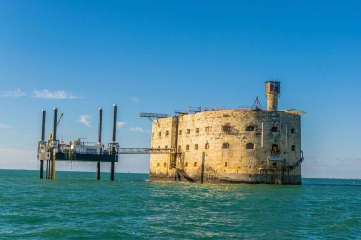 La Rochelle: Private Custom Tour With a Local Guide - Experience Highlights