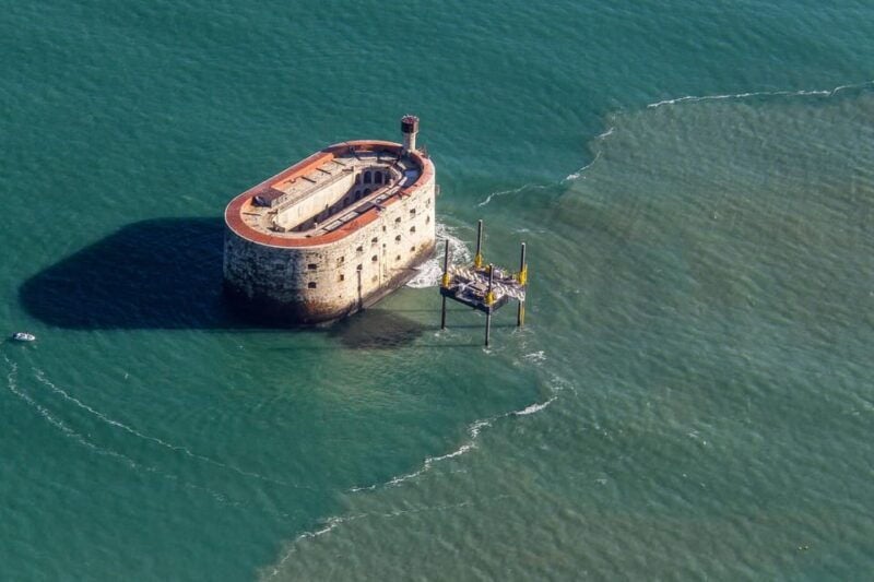 La Rochelle: Tour of the City With Fort Boyard Boat Trip - Itinerary Breakdown