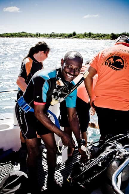 La Romana: Scuba Diving in Catalina Island - Post-Dive: Beach, Lunch, and Relaxation