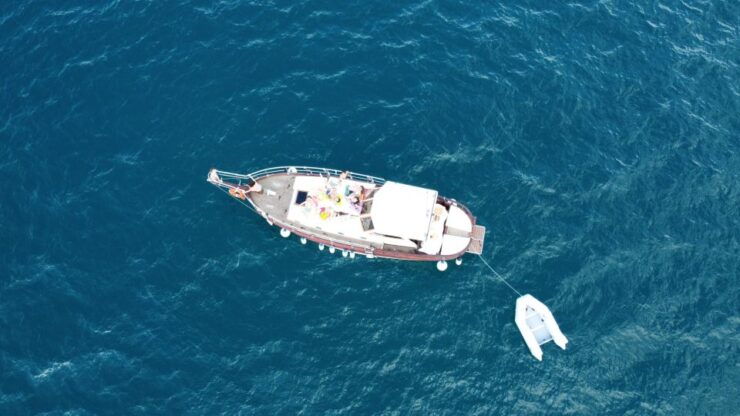 La Spezia - Boat Bachelorette Party With Lunch - Languages and Cancellation