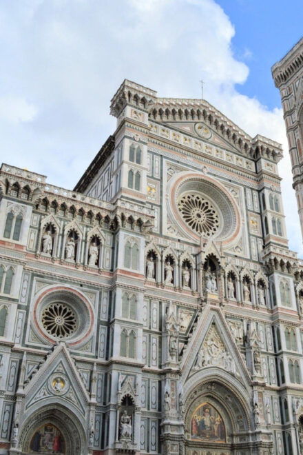 La Spezia: Guided Tour of Florence & Pisa With Bus Transfer - Inclusions and Exclusions
