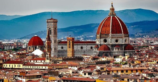 La Spezia: Guided Tour of Florence & Pisa With Bus Transfer - Important Notes