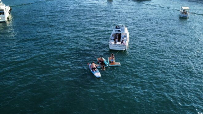 La Spezia: Gulf of Poets Sunset Cruise With Drinks & Snacks - Duration and Group Size