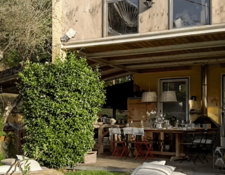 La Spezia: Home Restaurant Experience With Pool Access - Accessibility Features and Guest Considerations