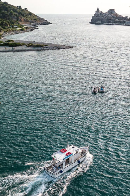La Spezia: Private Boat Trip to the Islands With Meal on Board - Good To Know