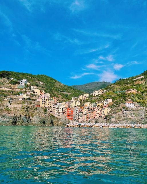 La Spezia : Private Sailboat Tour of Cinque Terre With Lunch - Activity Description
