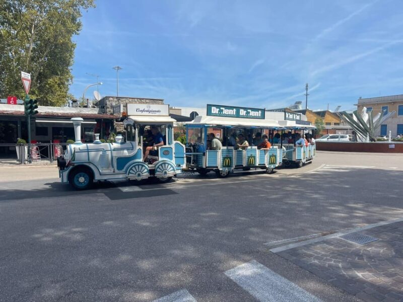 La Spezia: tour HOP ON HOP OFF con trenino e guida turistica - Good To Know