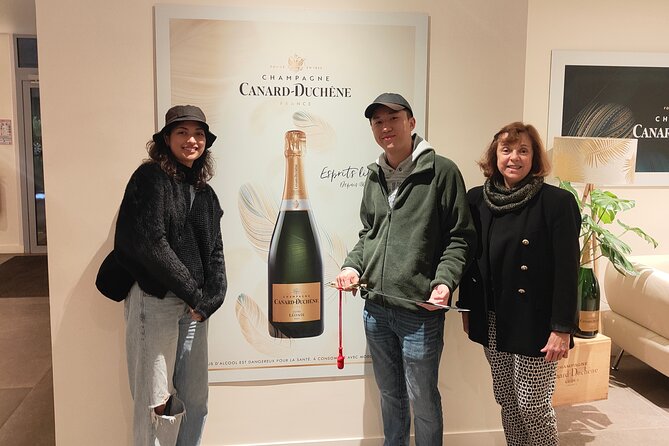 La Terre & Ciel Stroll and Champagne Tastings - Additional Services Provided