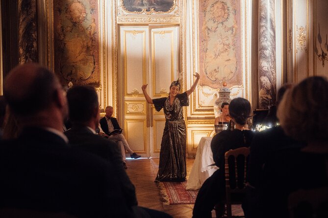 La Traviata at the Simone and Cino Del Duca Foundation in Paris - Questions