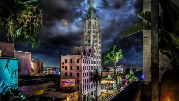 LA: Ultimate Dead of Night Walking Ghost Tour - Ghost Stories