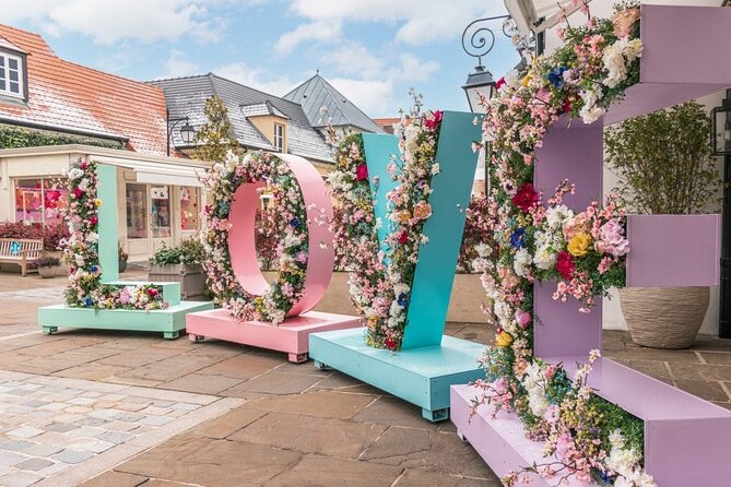 La Vallée Village - Parisian Relaxation Shopping Spot - Private Tour - The Sum Up