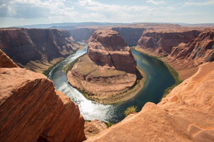 LA: Vegas, Sedona, Monument, Antelope Canyon 5-Day Tour - Accommodations and Transportation