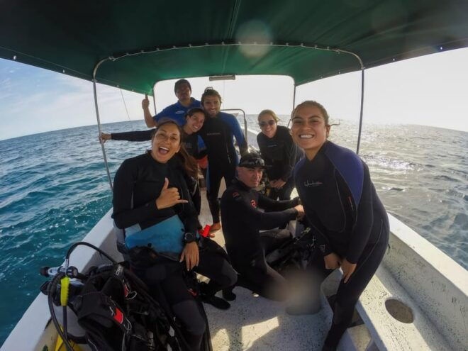 La Ventana: Scuba Diving Certified Divers Private Tour - Included in the Tour