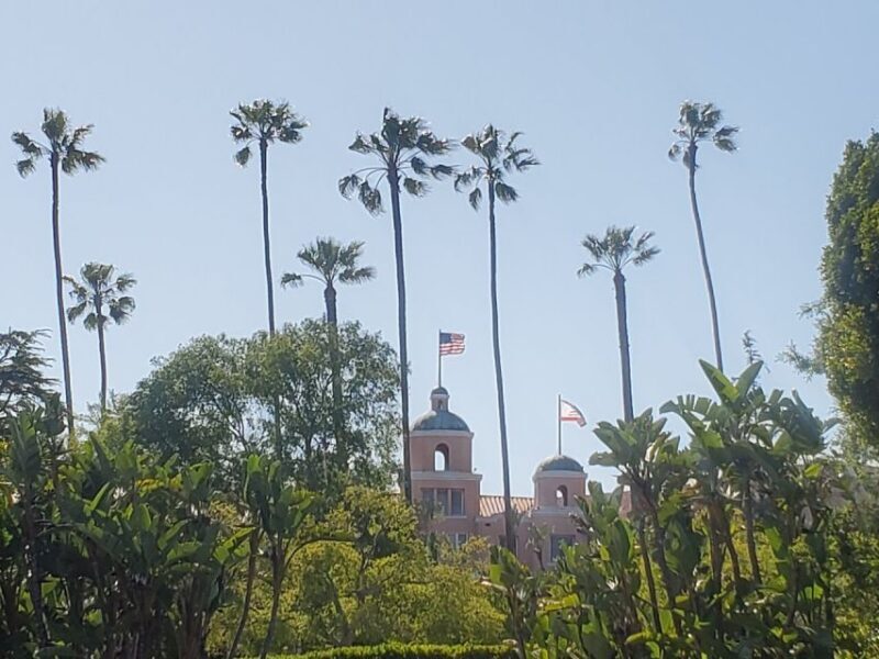 LA VIP Tour : Beverly Hills, Sunset Strip, & Hollywood Sign! - Value for Money