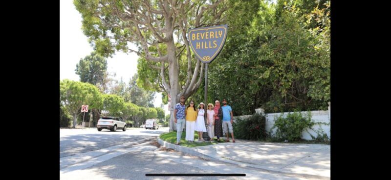 LA VIP Tour : Beverly Hills, Sunset Strip, & Hollywood Sign! - Who Should Consider This Tour?