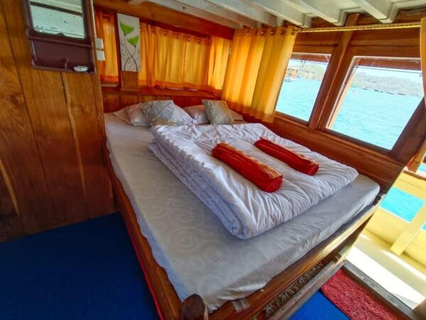 Labuan Bajo: 2-Day Komodo Island Cruise With a Private Cabin - Travel Tips for Labuan Bajo