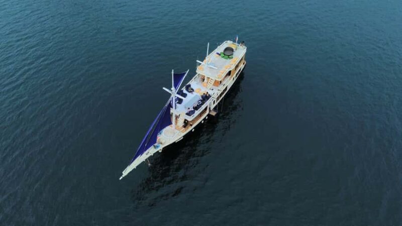 Labuan Bajo: 2 Nights Komodo Liveaboard on Phinisi Boat - Practical Tips for Your Trip