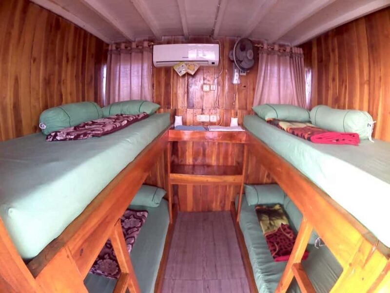 Labuan Bajo: Komodo 2D1N on Qifadjah Overnight Calm Sailing - An In-Depth Look at This 2D1N Tour