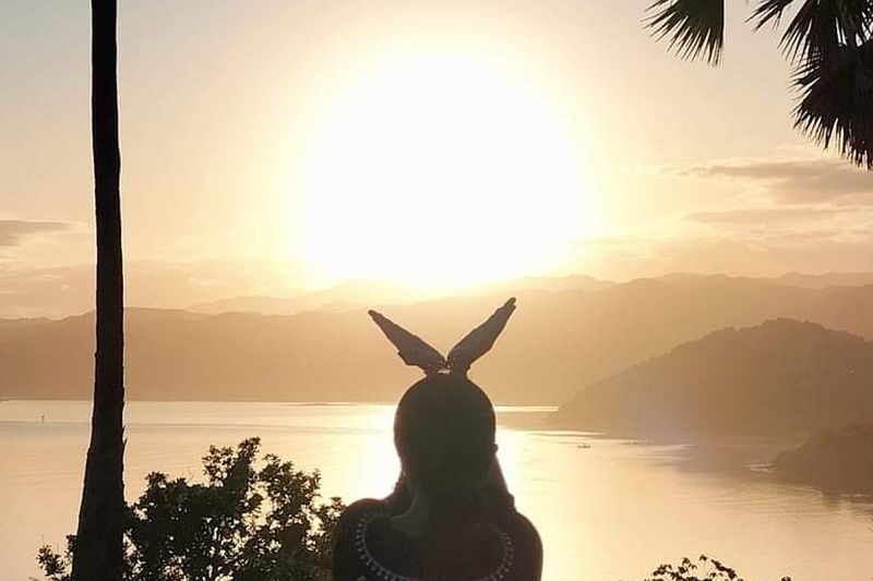 Labuan Bajo Lontar Hill Sunrise & Batu Cermin Cave Private Tour - A Manggarai breakfast, not a hotel buffet