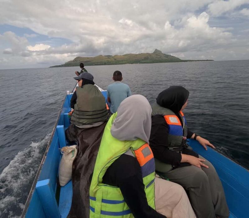 Labuan Bajo: Nuca Molas Day Trip with Lunch & Boat Ride - Labuan Bajo: Nuca Molas Day Trip with Lunch & Boat Ride — An Authentic Slice of Flores