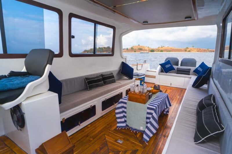 Labuan Bajo: One Day Tour to Explore Komodo National Park - Good To Know