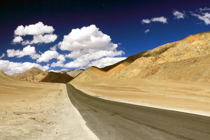 Laddakh Valley Tour (Leh, Nubra & Pangong Lake) - Activity and Monument Details