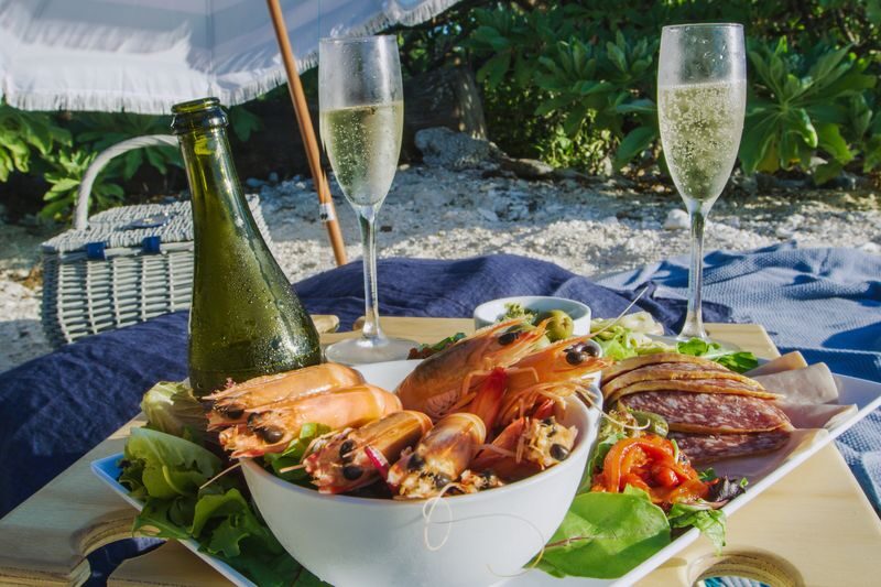 Lady Elliot Island Day Tour from Bundaberg - What the price covers