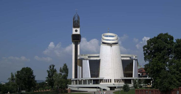 Lagiewniki-Sanctuary of Divine Mercy and John Paul II - Tour Highlights