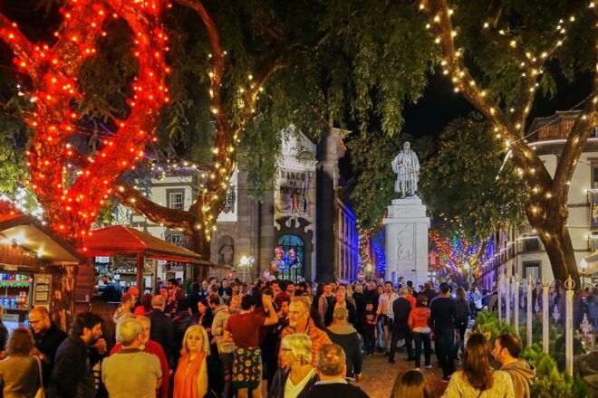 Lagos Christmas Walking Tour: Lights, History, and Harmony - Meeting Point Information