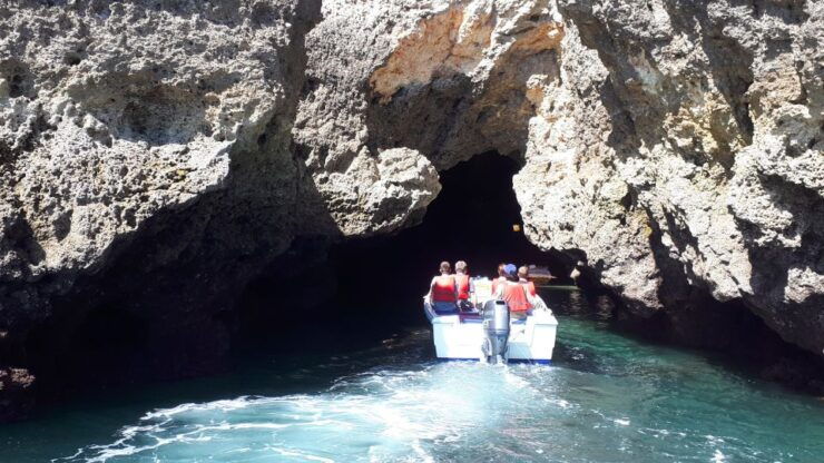 Lagos: Ponta Da Piedade Grotto 1-Hour Tour With Local Guide - Experience Highlights and Inclusions
